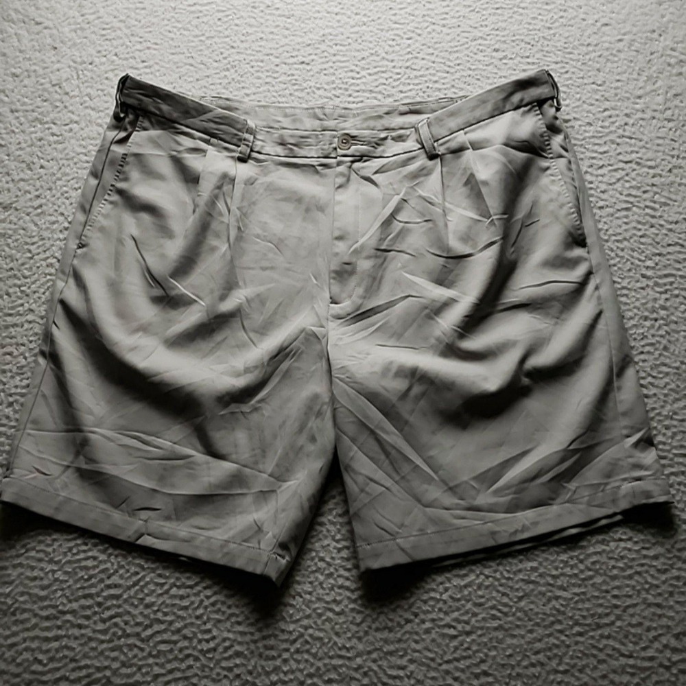 Cool 18 Pro Shorts Mens 44 Gray Microfiber Pleated Chino 9 Inseam Casual Summer